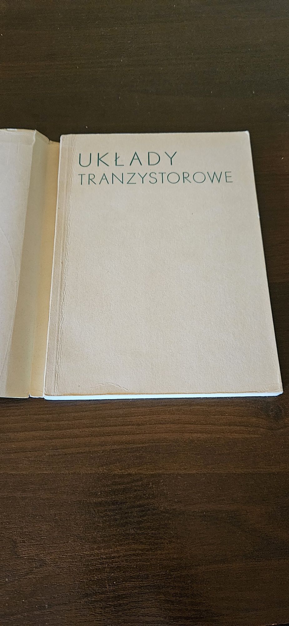 Układy tranzystorowe. Miernictwo tranzystorowe.
