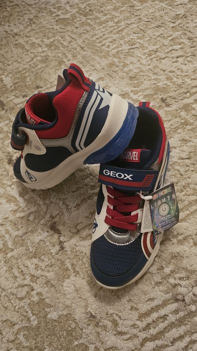 Buty adidasy świecące Geox Avengers r.36 NOWE