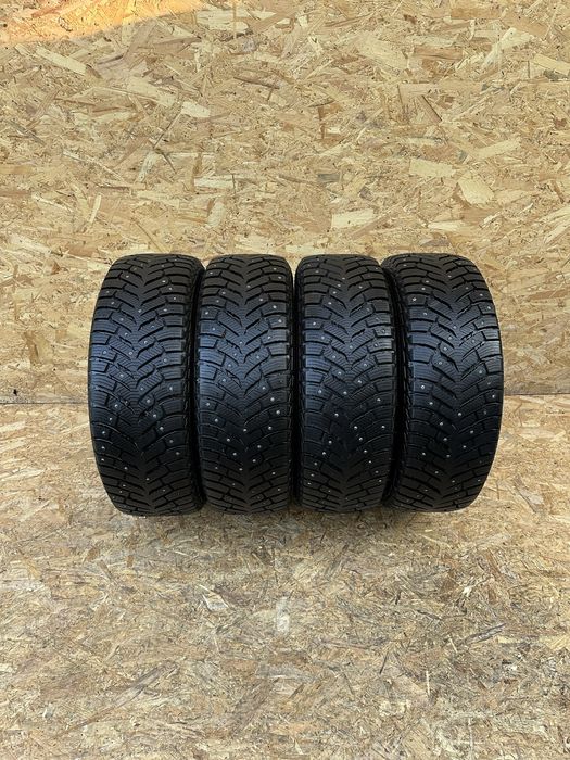 Зимові шини 215/65 R16 98T TOYO OBSERVE ICE-FREEZER SUV.шума резина