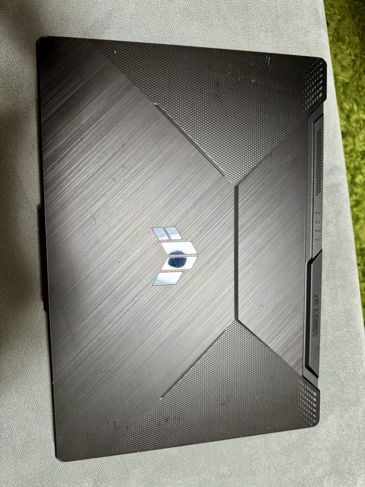 ASUS TUF Gaming F15 FX506HC