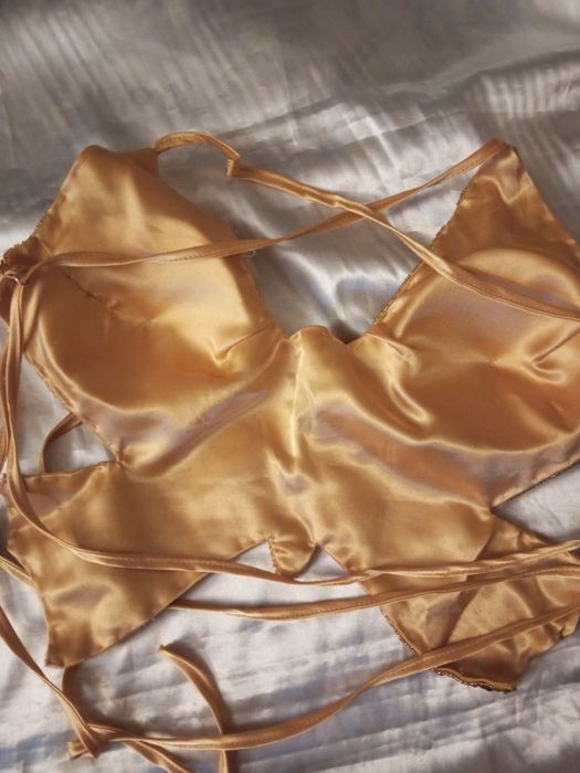 Топи  для східних танців.