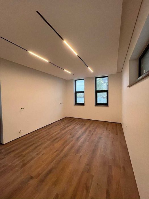 Комплексний ремонт офисов. Шпаклевка, покраска, натяжной потолок