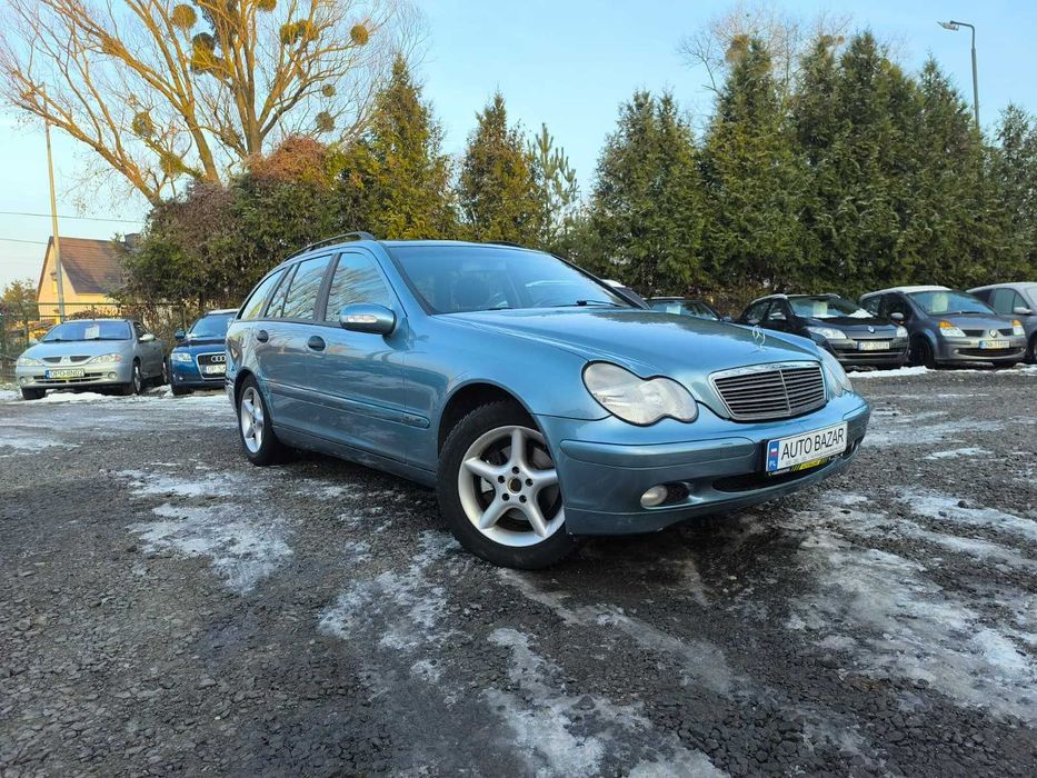 Mercedes C180 • 2002r • 219 tys km • Zadbany • Ładny • Doinwestowany •