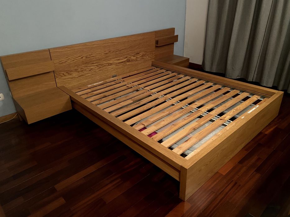 Cama + mesinhas de cabeceira + cómoda MALM