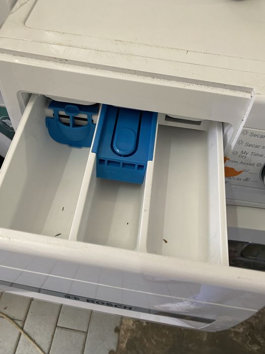 Lava e seca bosch 8/5kg