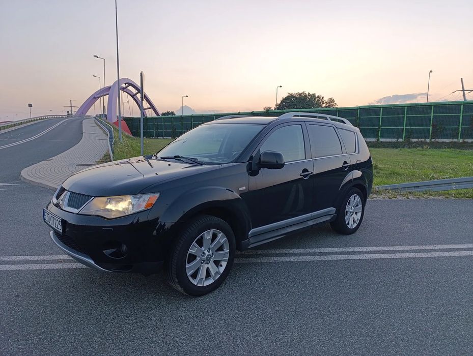 Mitsubishi Outlander Mitsubishi Outlander 2.4