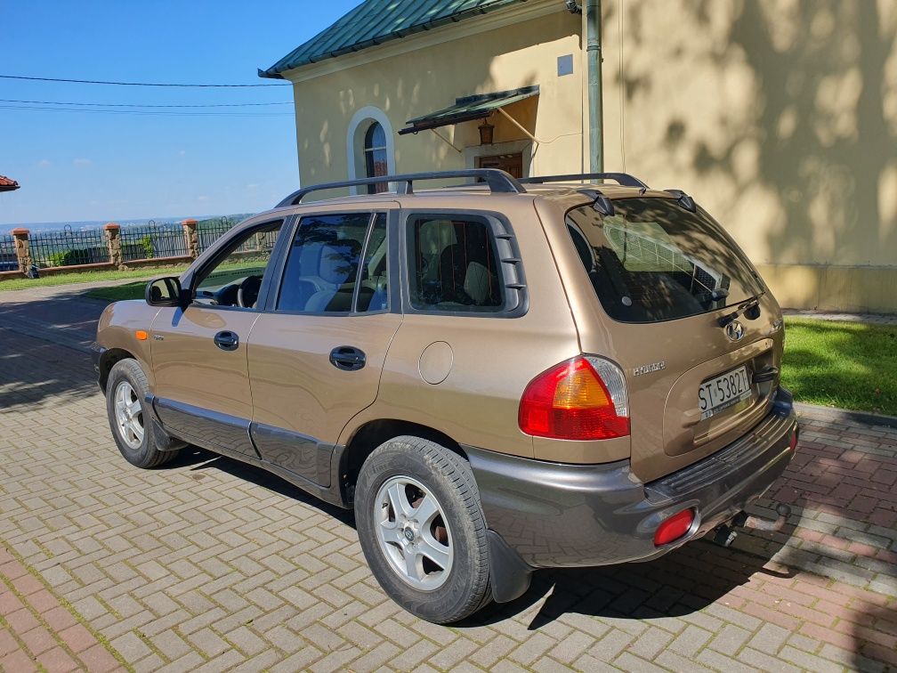 Hyundai Santa Fe 20crdi 4x4 Dobry Stan