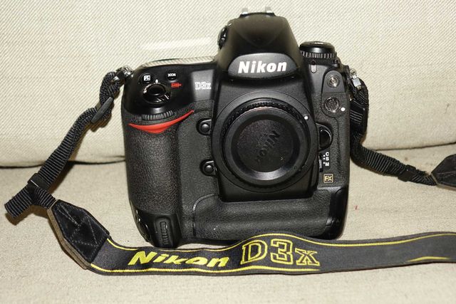 Nikon D3x 24M plus matówka E siatka