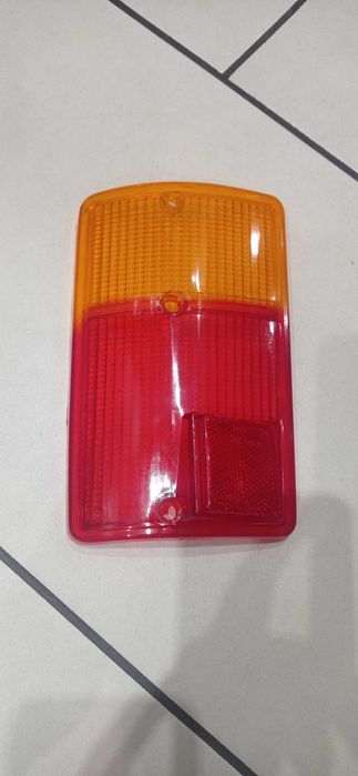 Tylny klosz Maluch, Fiat 126p