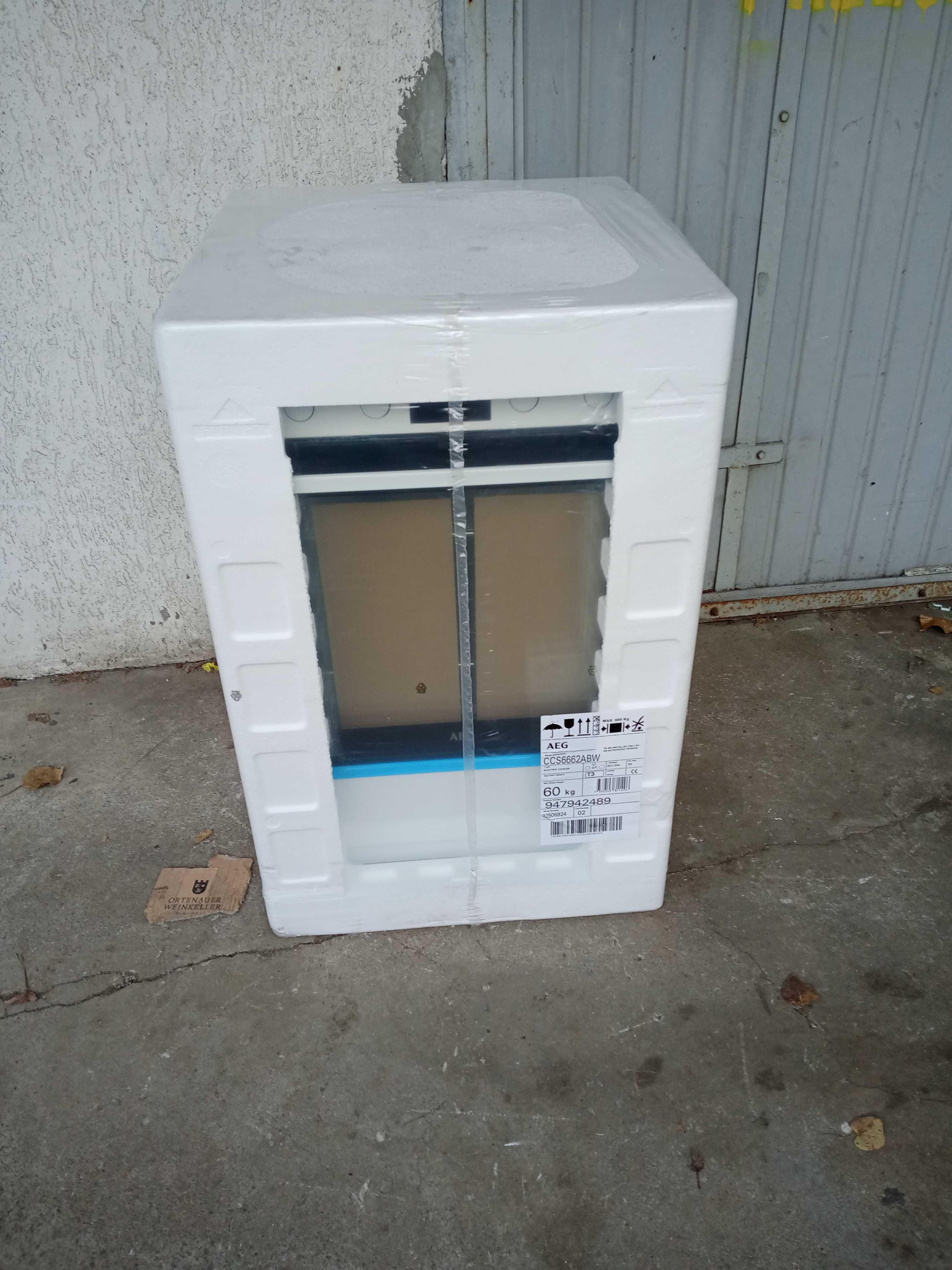 Kuchenka ceramiczna AEG  CCS6662ABW