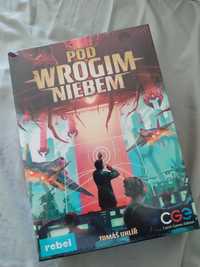 Pod Wrogim Niebem