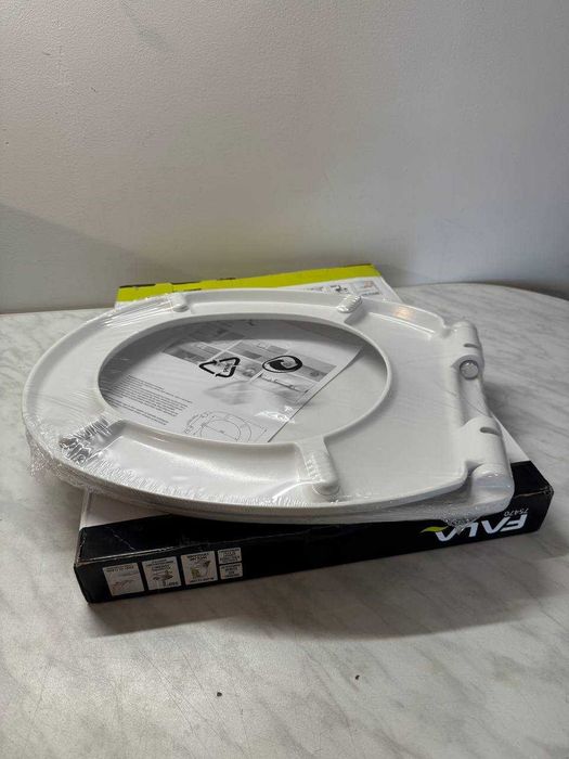 Deska do WC FALA Twarda z Wolnym Opadaniem i Wypinanymi Zawiasami