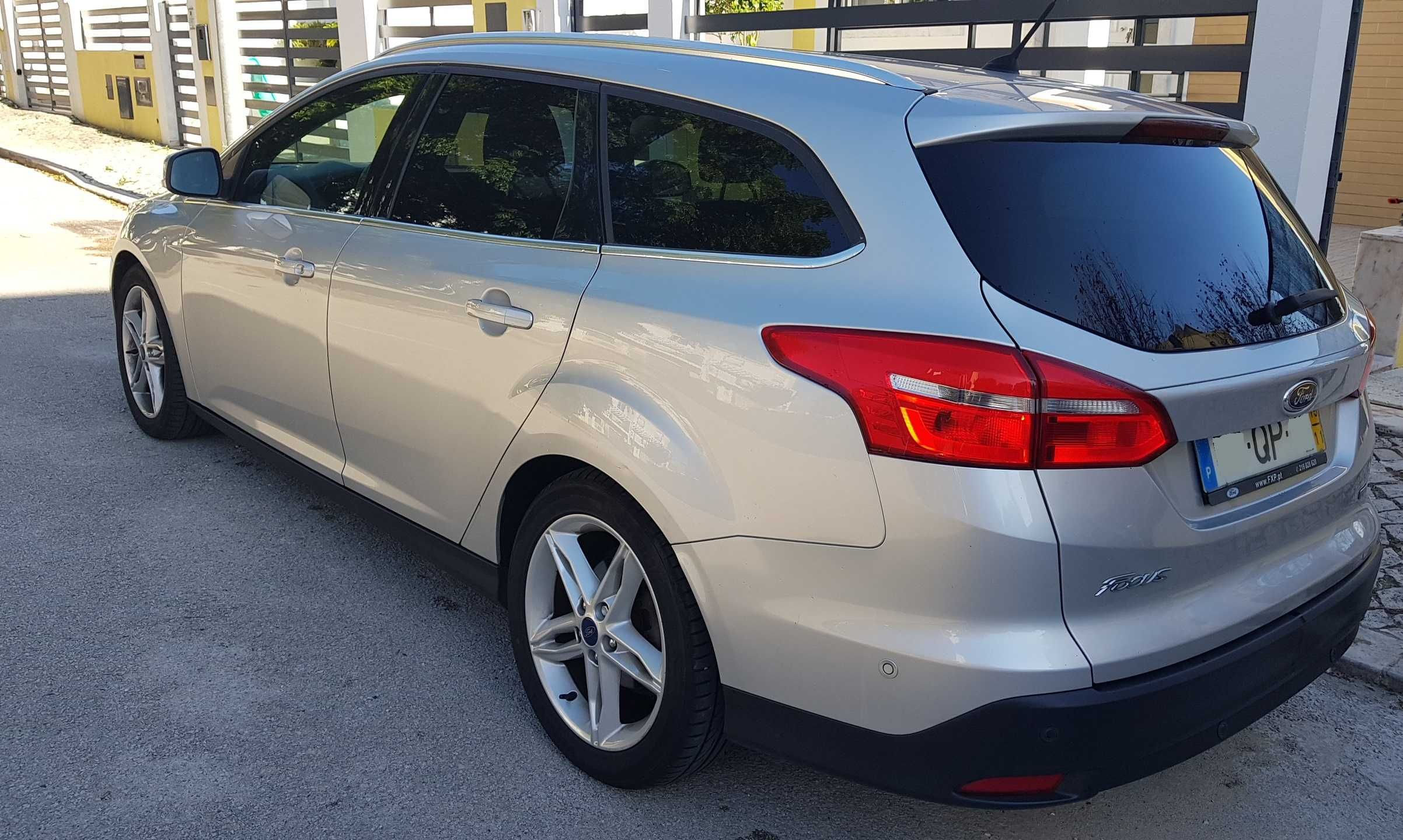 Ford Focus SW 1.0 SCTi - Gasolina e GPL