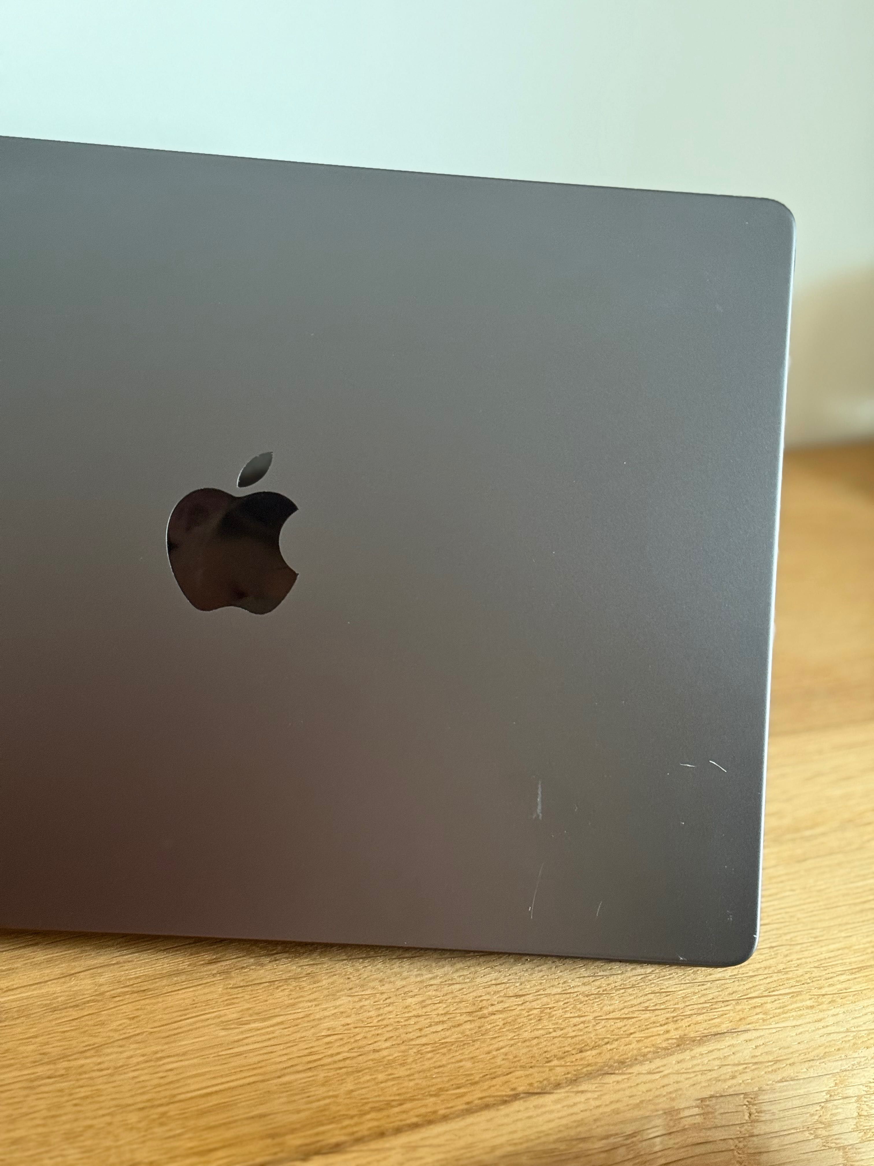 Apple MacBook Pro 14” M3 Pro 18GB RAM 512GB SSD Space Black