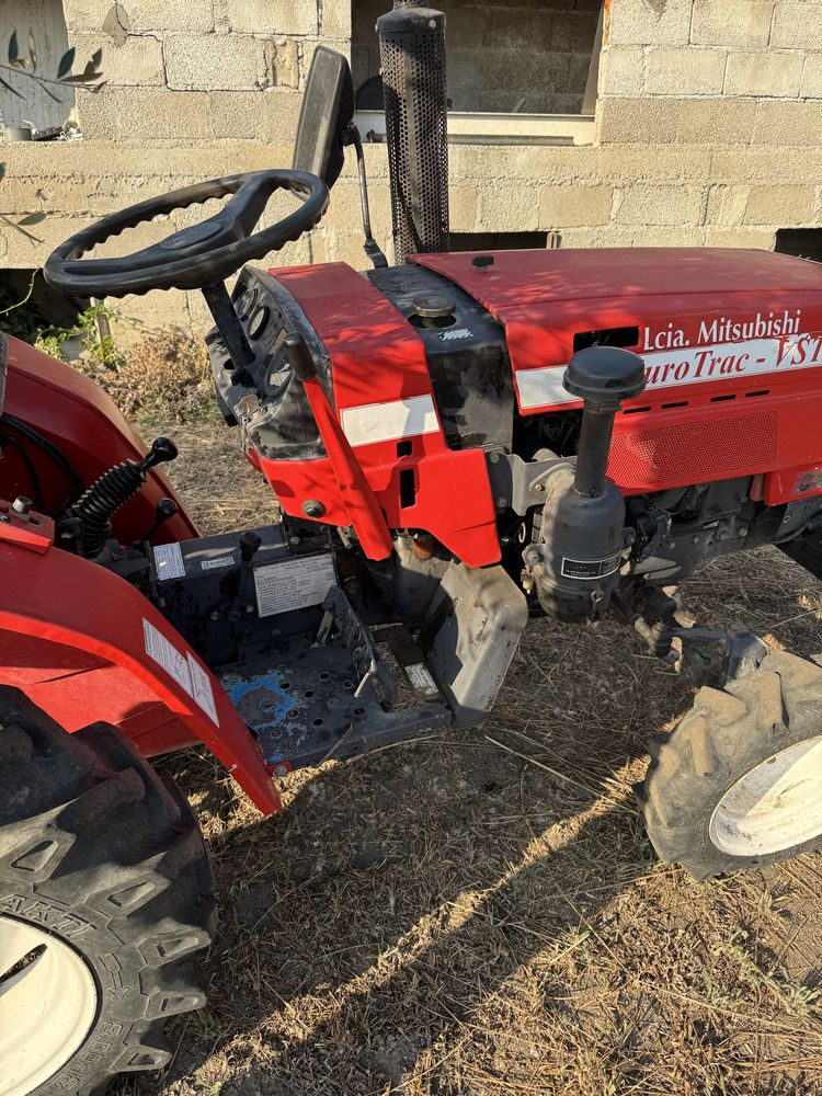 Mini trator mitsubishi 180d