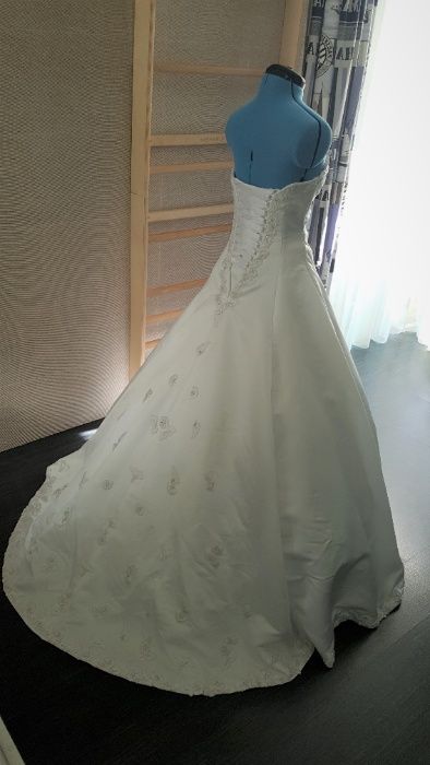 VESTIDO DE NOIVA - Maggie Sottero c/ Certificado- Saiote Echarpe Luvas