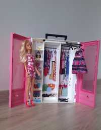 Szafa Barbie z akcesoriami i lalką