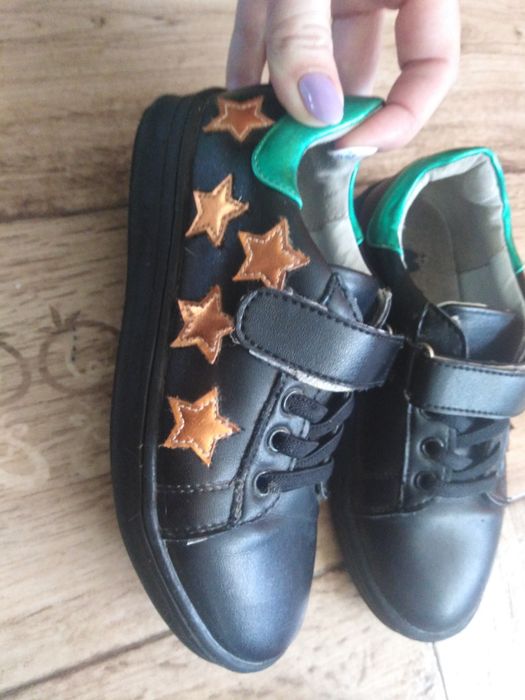 Продам дитяче взуття