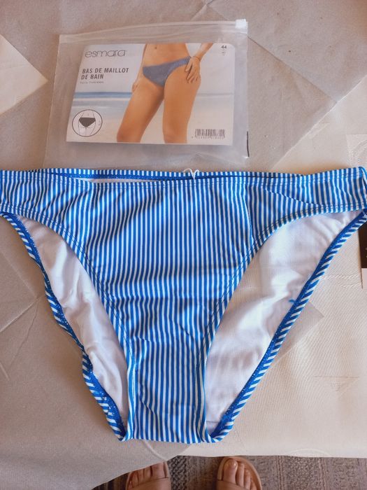 Plecami Bikini , strój japielowy rozmiar 42 
Obwód w pasie 82 cm na pł