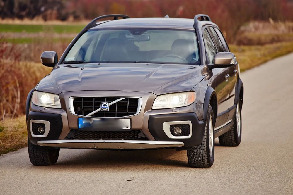 Volvo XC 70 VOLVO XC70 2.4D Automat