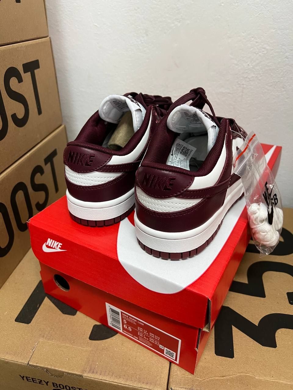 Nike SB Dunk low cherry