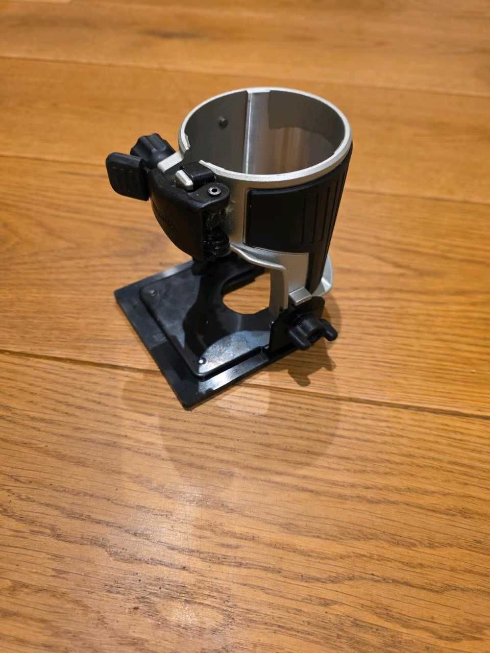 Makita Oberfräse RT0700CX2J Neu unbenutzt