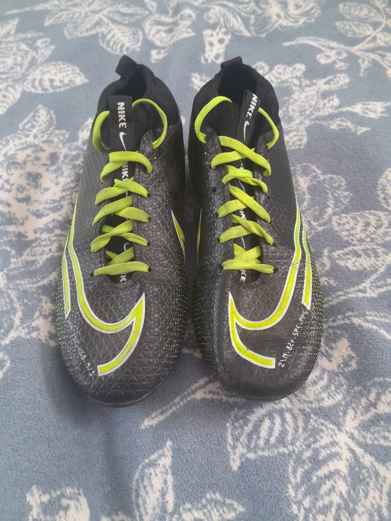 Бутсы Nike mercurial,