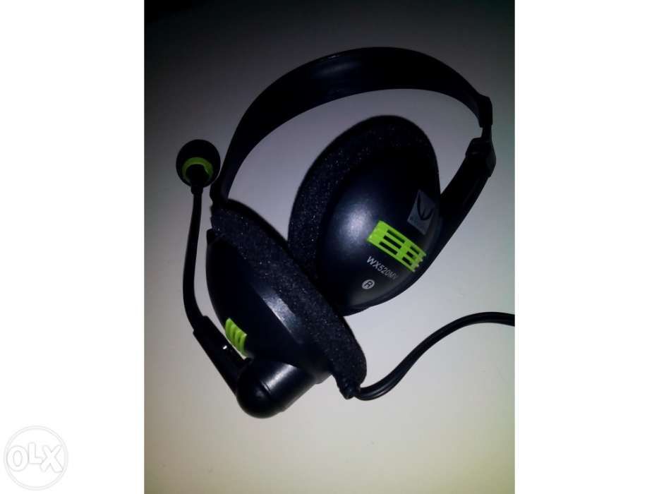 Headphones / Auscultadores