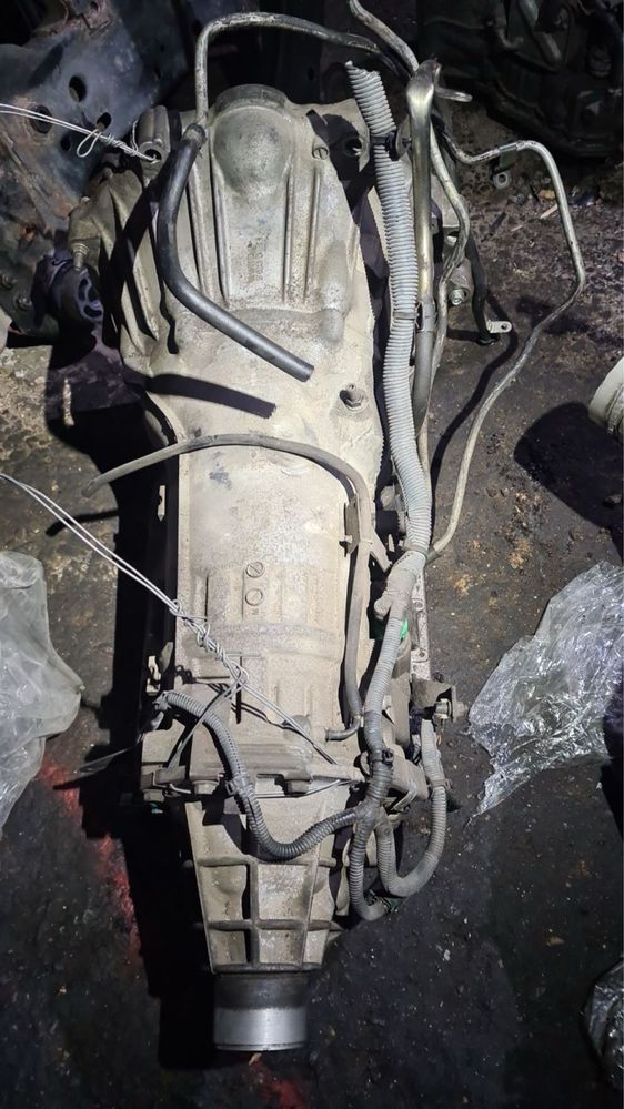 Коробка автомат Nissan Armada Infiniti QX56 5.6л 03-13гг Раздатка есть