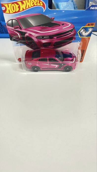 Hot Wheels стх 20 Dodge charger hellcat