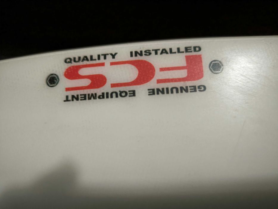 Prancha de surf 5'11 epóxi FCS 2  com deck FCS
