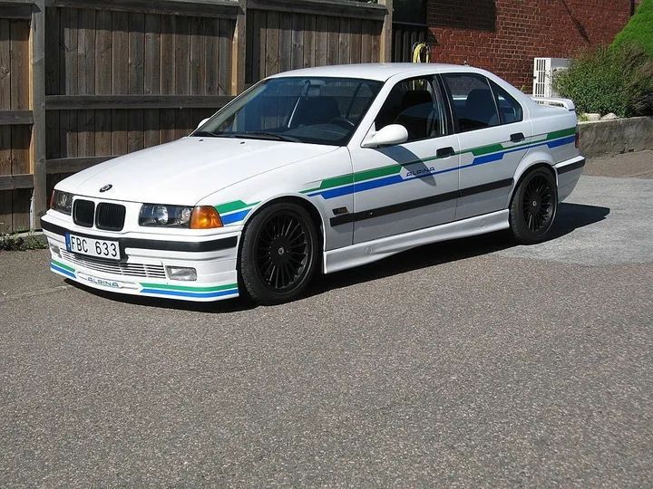 BMW 3 E36 SEDAN ALPINA PRZEDNIA DOKŁADKA ZDERZAKA PODKŁAD