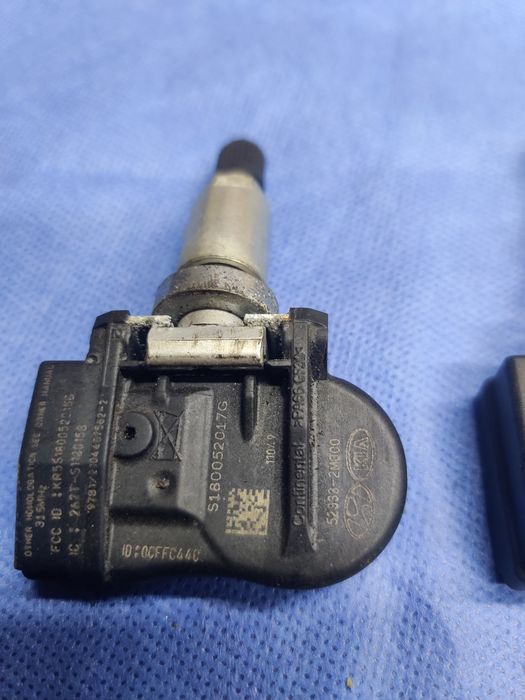 Прода датчики давления в шинах Hyundai Sonata.