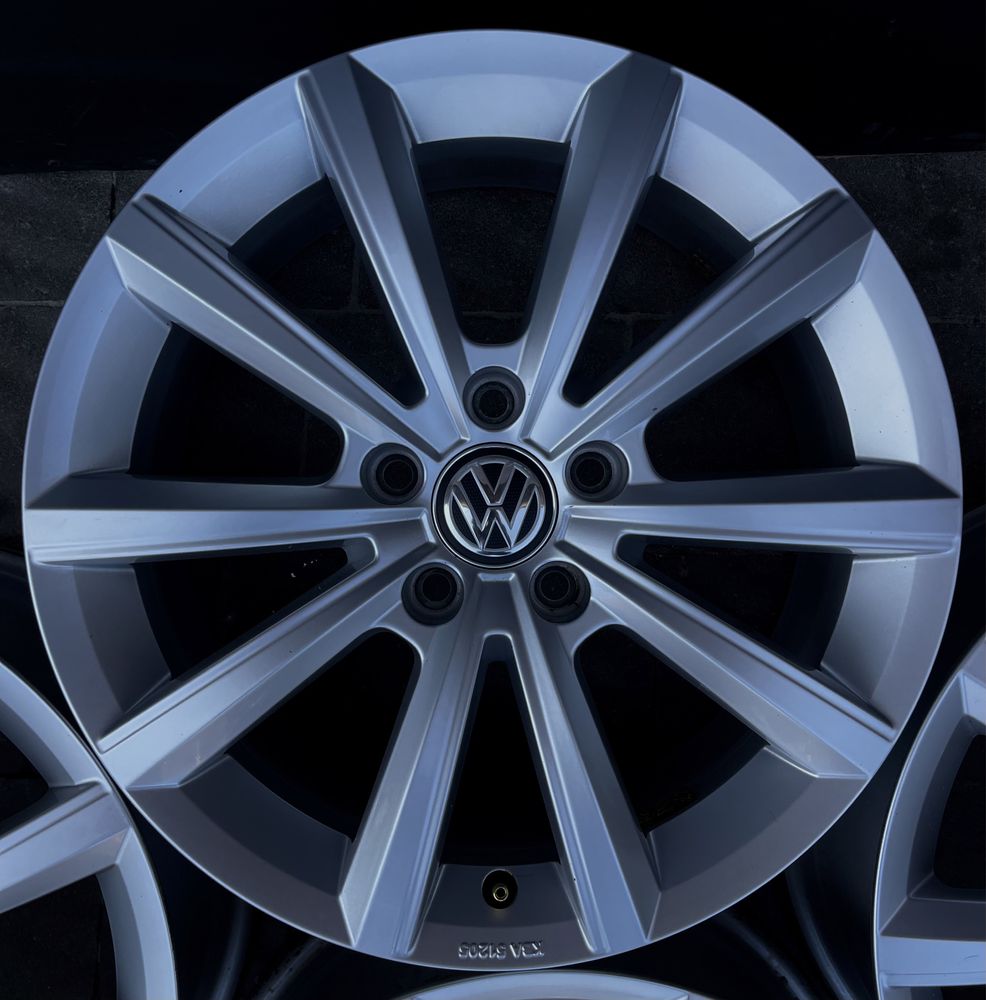 Диски Volkswagen R17 5x112 Et38 6.5J. Passat/Tiguan/Golf/Skoda Octavia