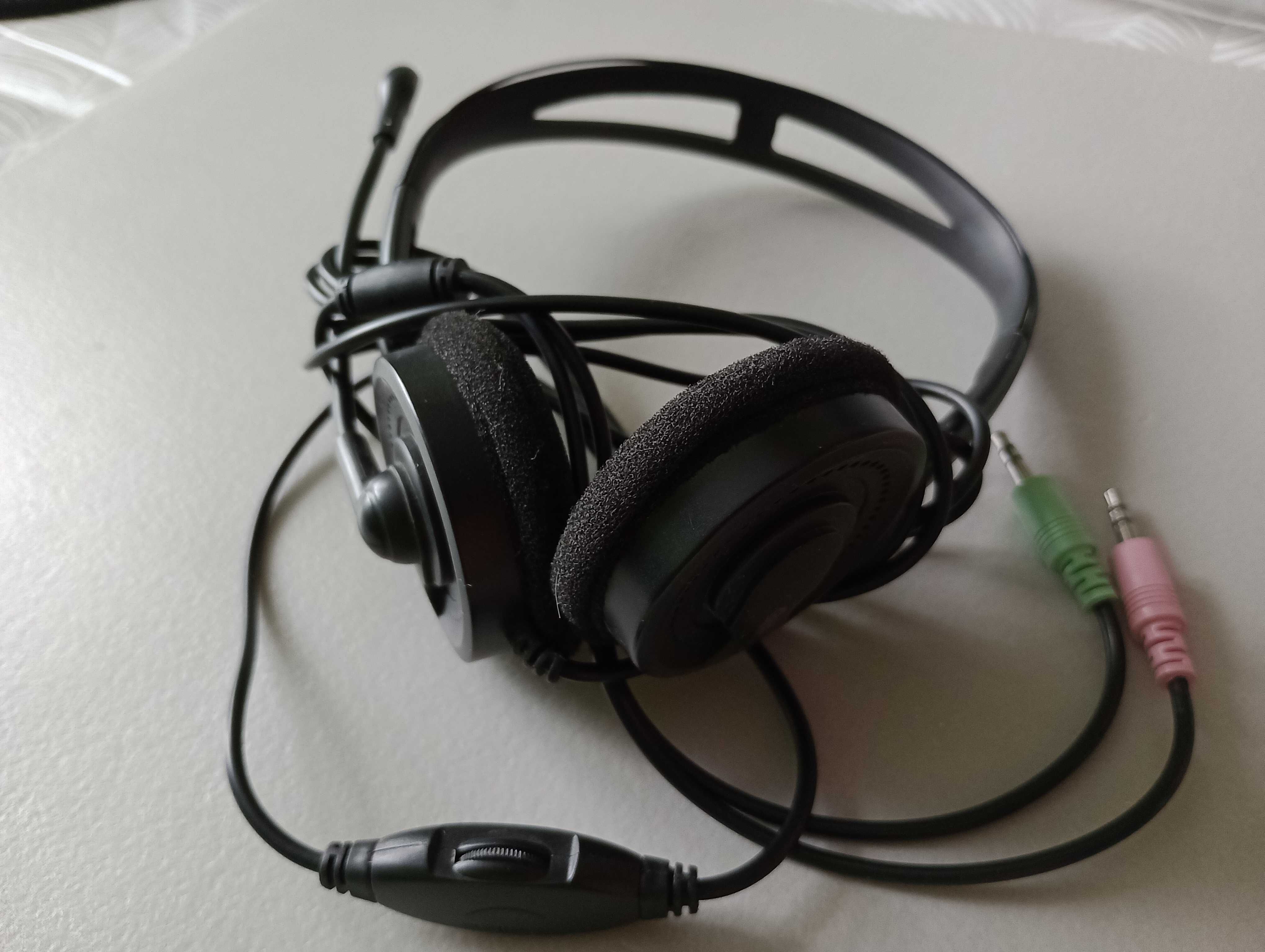 Słuchawki Qilive z mikrofonem i regulacją głośności. Używane. Kabel 2m