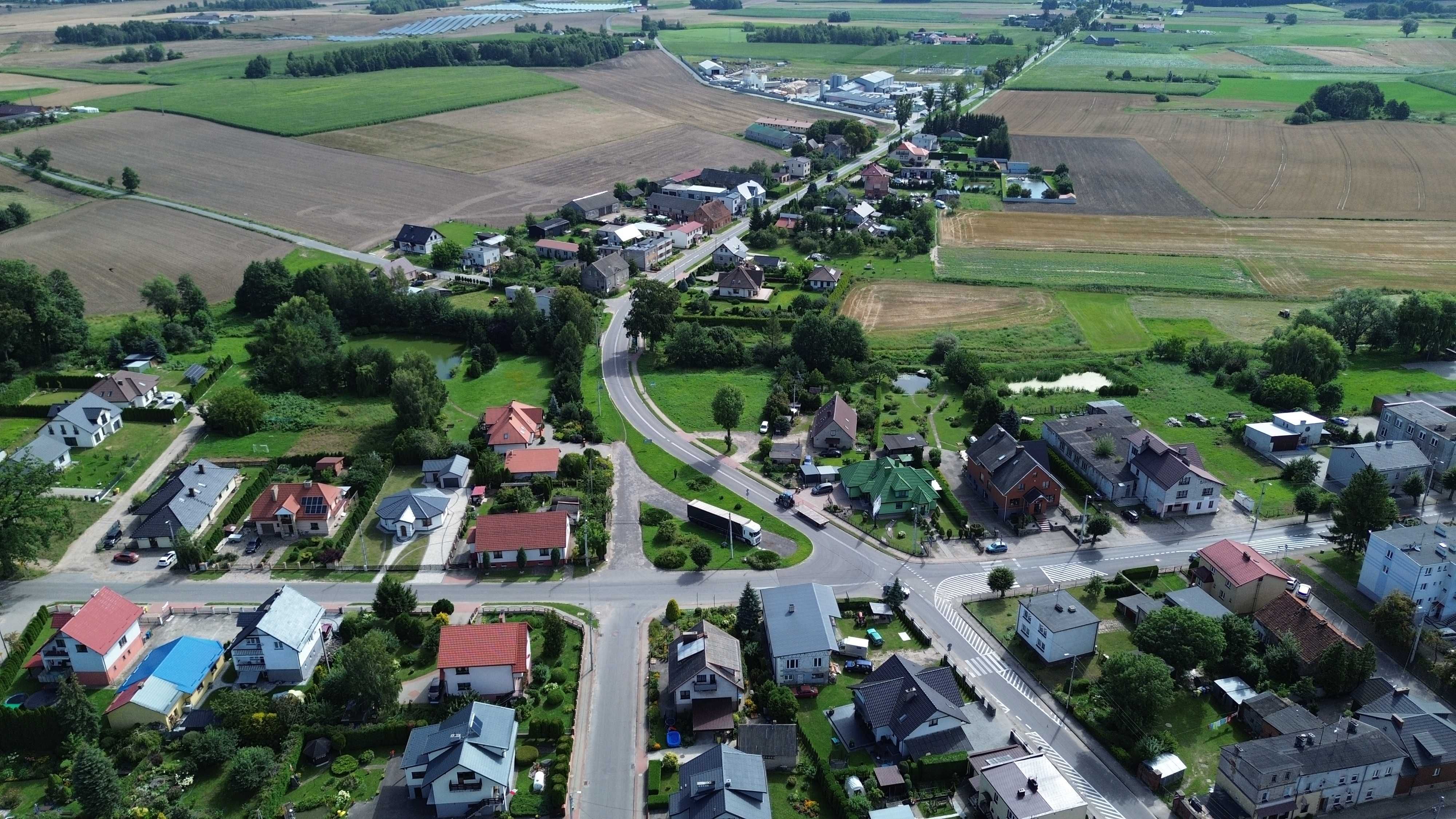 Usługi Dronem, zdjęcia i filmy z lotu ptaka, dron