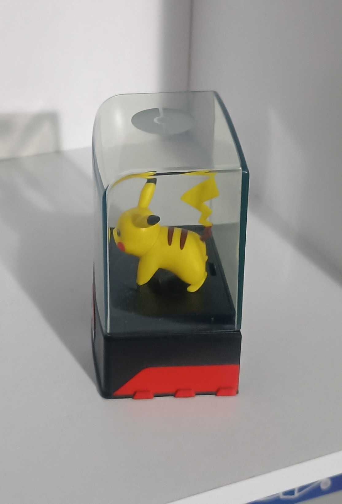 Pokémon Pikachu With Case WCT Nintendo Bandai
