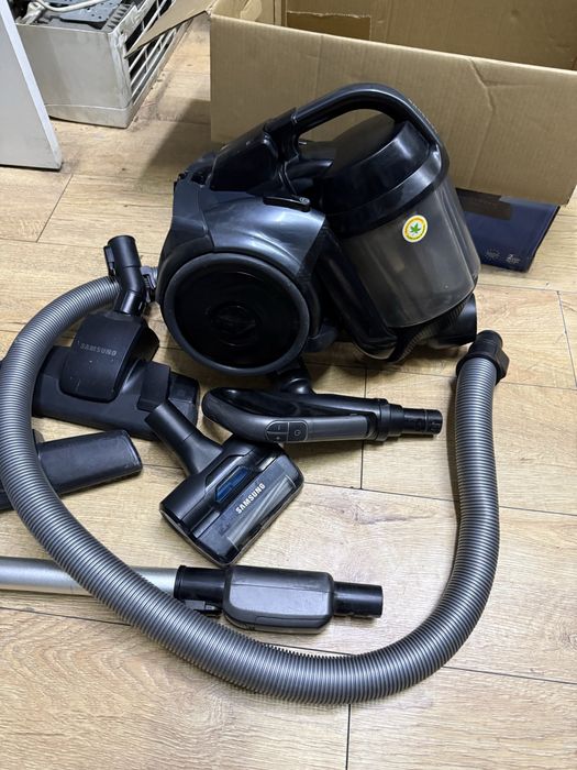 Пылесос Samsung SC21K5170HG