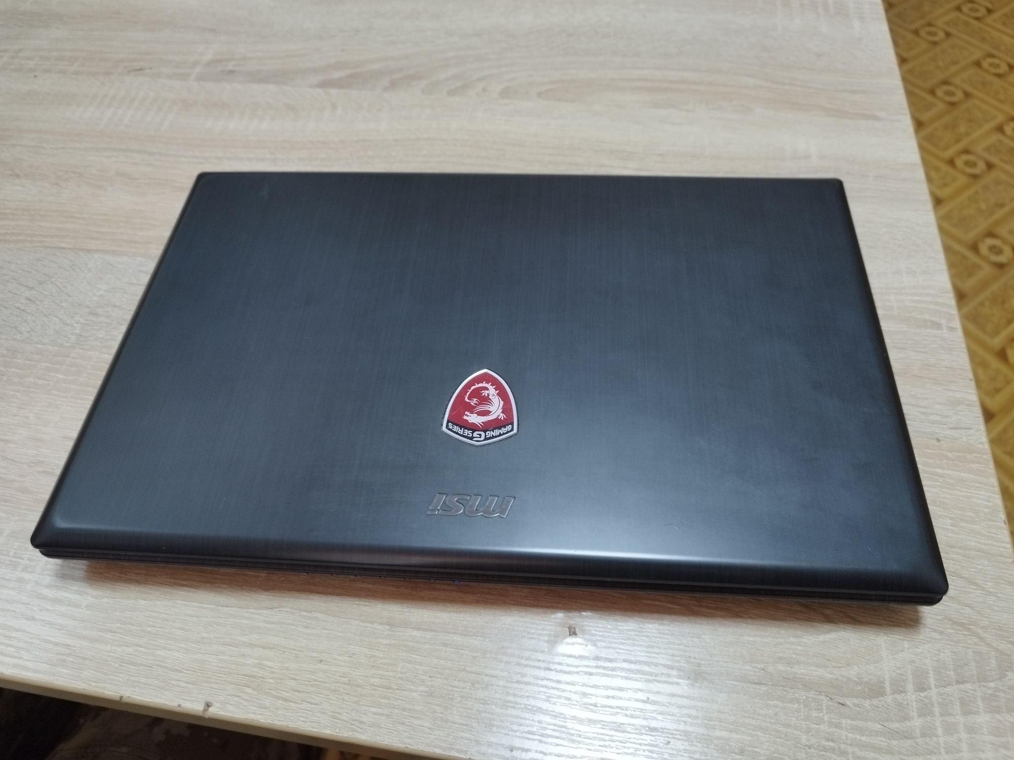MSI MSI-16GH leopard gp60 2qe i5-4210h ram 8gb ssd 240gb GeForce 940m