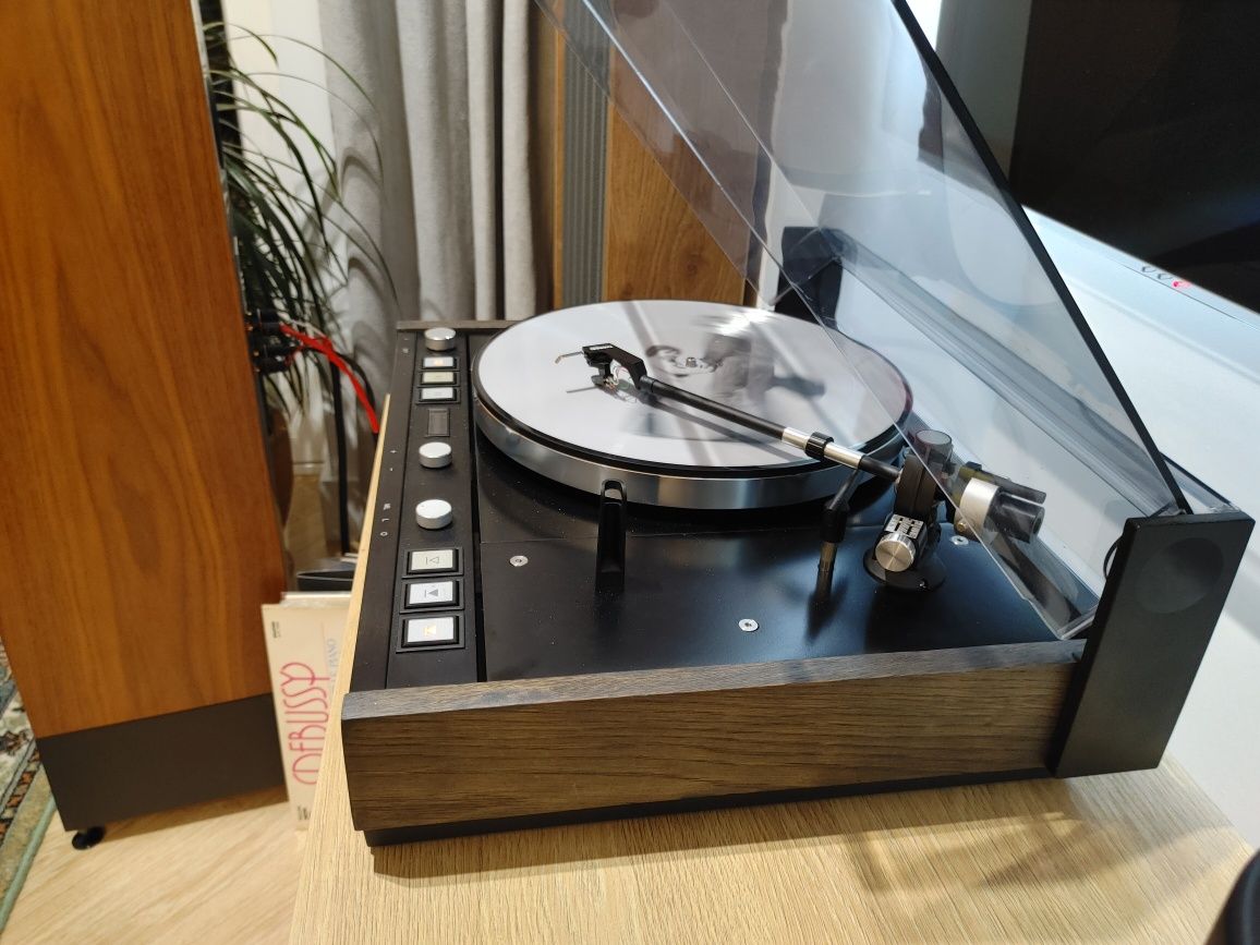 Thorens TD 126 MK III gramofon
