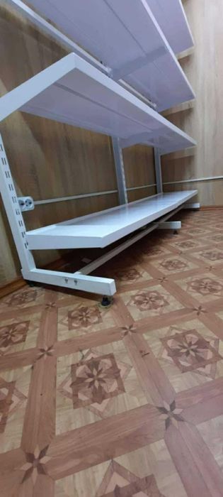 Стелажі на стяжках висота 2,35, ширина 2 метр. В наявності 2 шт.
