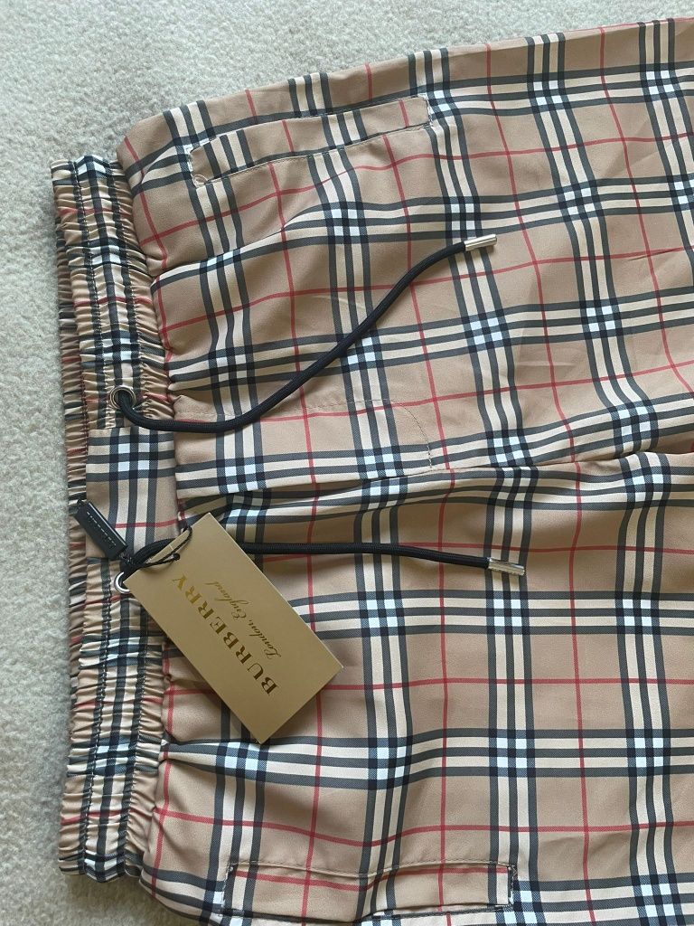Calção da Burberry