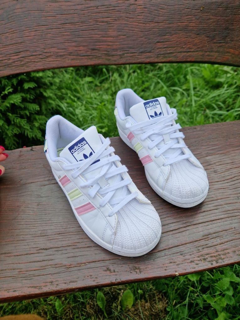 Adidas superstar dla dziewczynki rozmiar 35