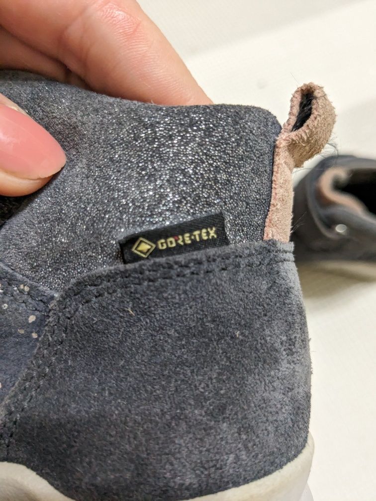 Superfit gore- tex зимние ботинки на девочку р.27  по стельке 17.5 см