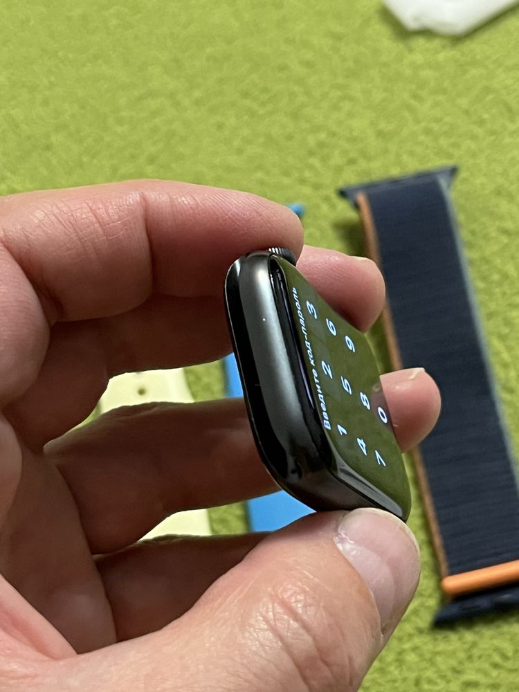 Apple Watch 44 мм (перше покоління )