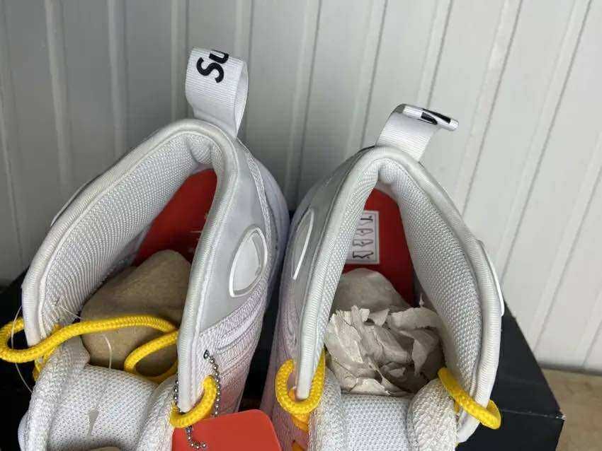 Buty męskie Nike Air Bakin SP Supreme białe org 45,5