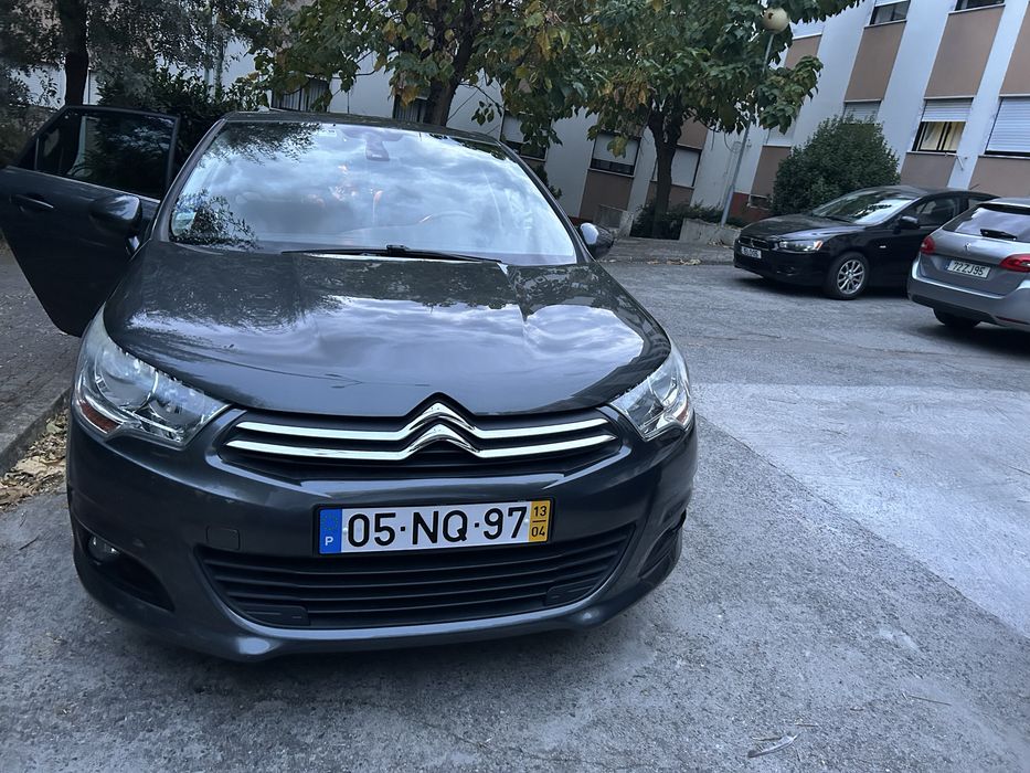 Citroën C4 1.6 HDi 115cv – Económico, Confortável e Pronto a Andar!