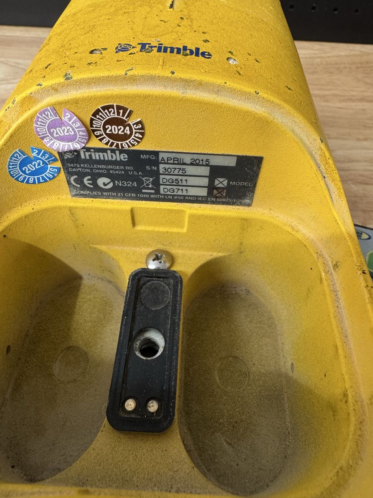 Niwelator rurowy Spectra Precision DG711