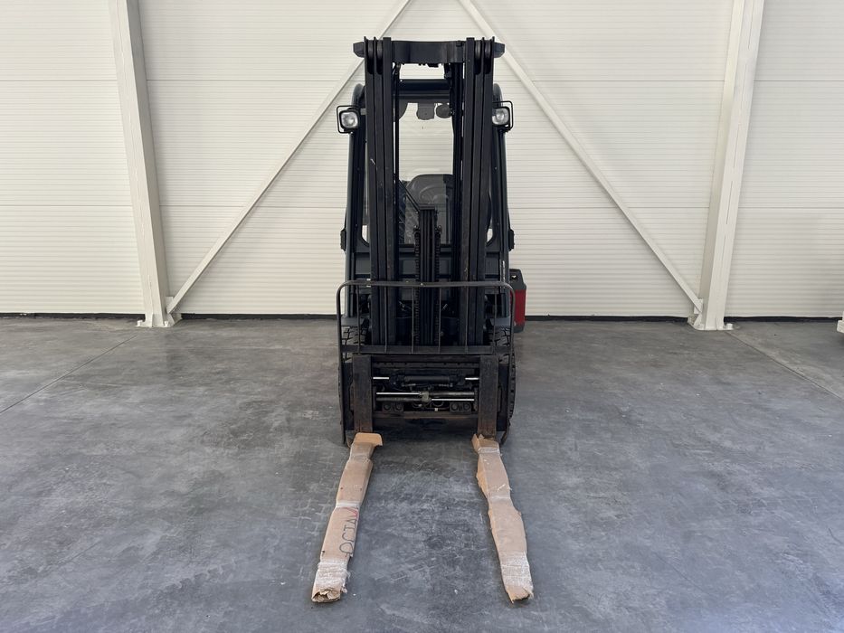 Продаж навантажувача TOYOTA 02-8FGF15, 2009 року в ідеальному стані!