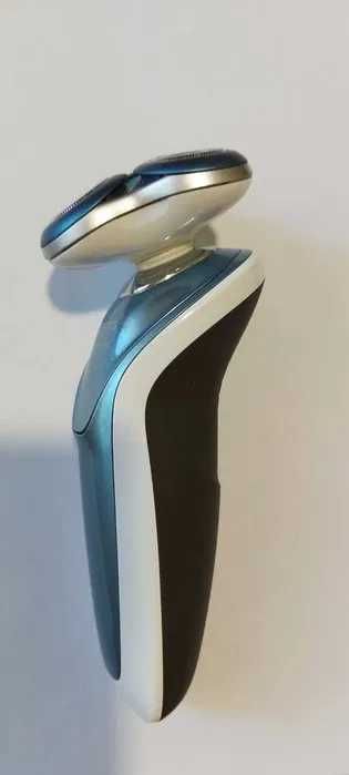 Електробритва "PHILIPS series 7000. Вживана 2-3 рази.